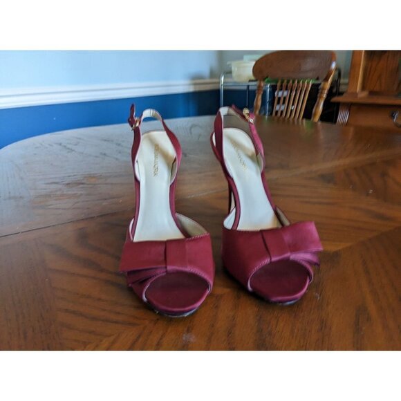 BCBGMaxazria Peep Toe Slingback Heels Size 8 *Coquette* - Picture 4 of 11
